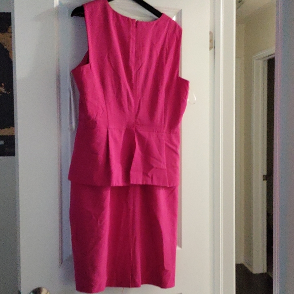 Midi pink Calvin Klein dress - Picture 2 of 4
